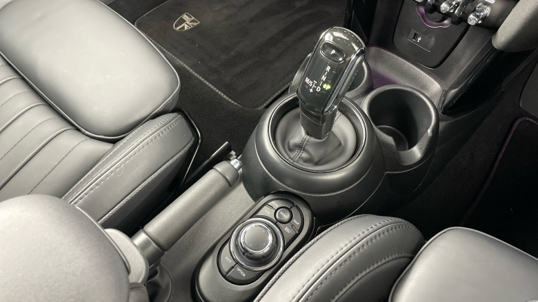 MINI Hatchback 2.0 Cooper S Exclusive 3dr Auto Petrol Hatchback